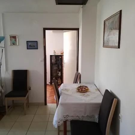Appartamento Krsevan *