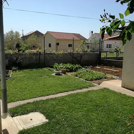 Appartamento Krsevan *